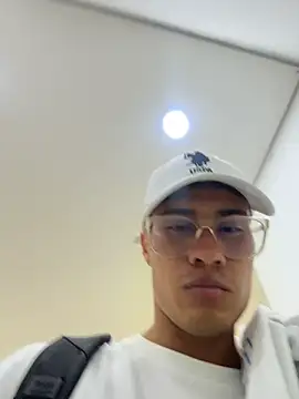 TavoHot_'s Live XXX Chat