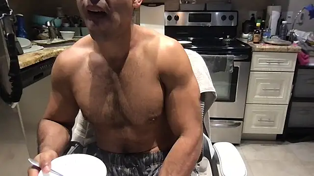 XXX chat uživo modela BigGuyMuscle