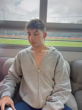 OLIVER_K 网络视讯表演