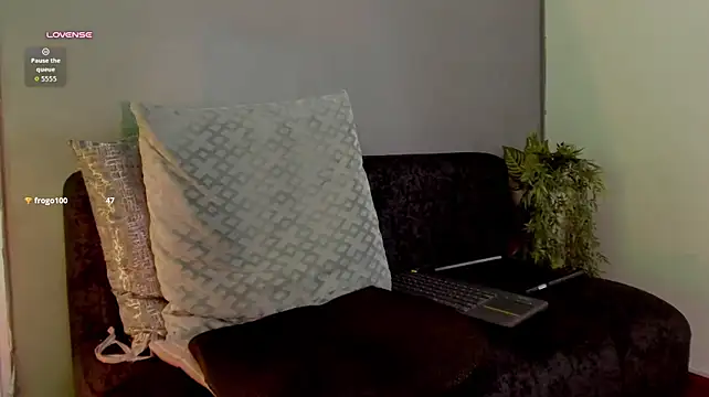 Czat XXX na żywo – thomas_eliotts