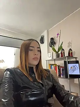 Czat XXX na żywo – julieta_misstres
