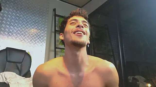 Chatroom XXX en direct de Jeey_Bee