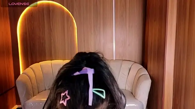 Alina_b_'s Live XXX Chat