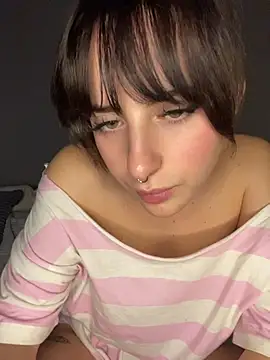 Chat XXX ao vivo de MikaScarlet
