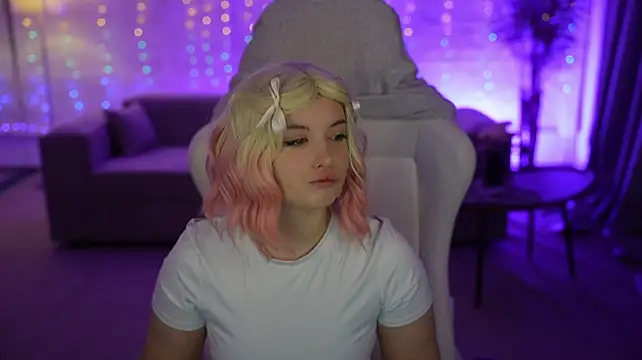 XXX chat uživo modela Tessa_054
