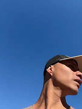 DOMINICKVEGAS77のライブXXXチャット