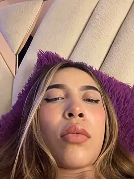 Chat +18 de 888adara ao vivo