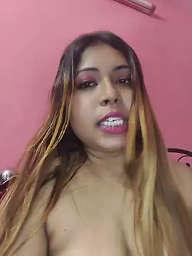tiyamoon's Live XXX Chat