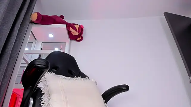 XXX chat uživo modela JeffDaltton