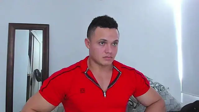 XXX chat uživo modela KingLevi01