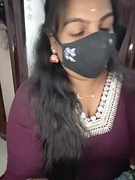 Chat +18 de Tamil_Shara ao vivo