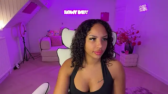 RomyIndyXXX live XXX chat