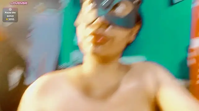 KaliAndLeon live XXX chat