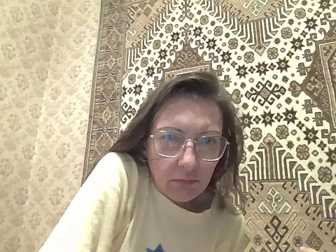 XXX chat uživo modela FayInessaKiss