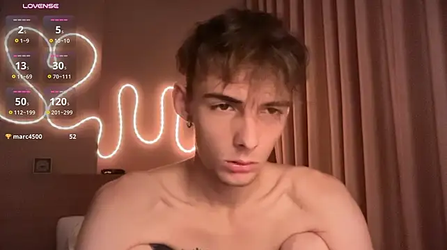 Chat +18 de YourLucius ao vivo