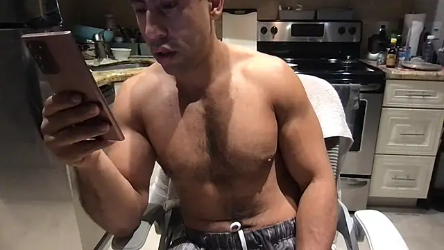 BigGuyMuscle Live XXX Chat