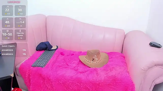 littlecum18's Live XXX Chat