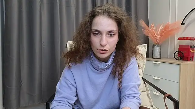Tilarednima's Live XXX Chat