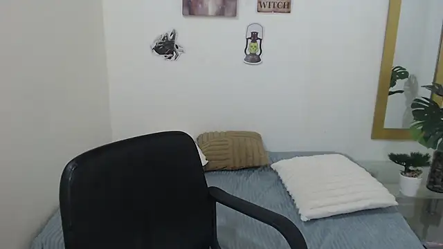 Chat XXX en directo de Roxane_Tall