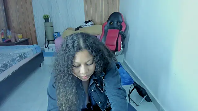Chat XXX en directo de Lunastar02