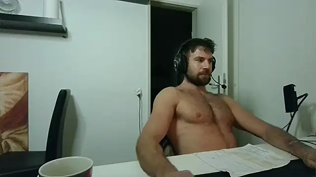XXX chat uživo modela alpha-hunk