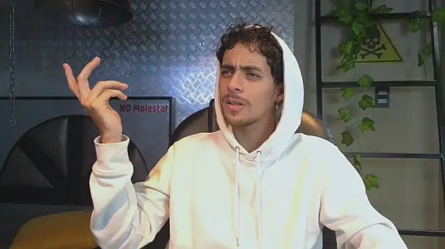Chat XXX Live Jeey_Bee