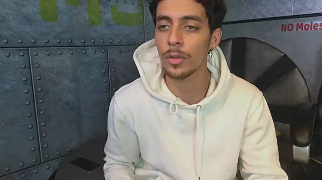 Jeey_Been Live XXX chat