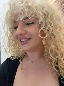 دردشة CurlyDaisy الجنسية المباشرة