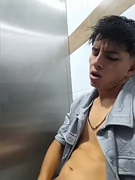 Chat XXX Live ZaneHoward