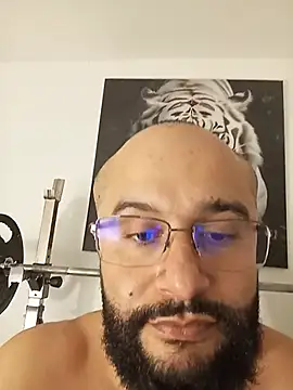 Luke__09 Live XXX-chat