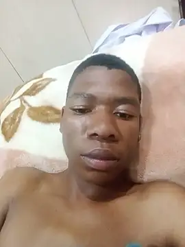 pino700 Chat XXX live