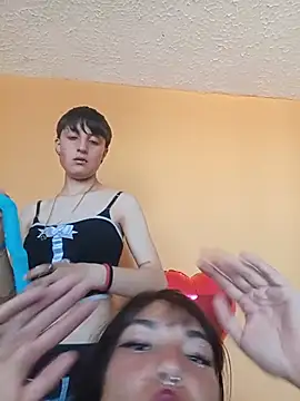 Chat +18 de Angelaluxx ao vivo