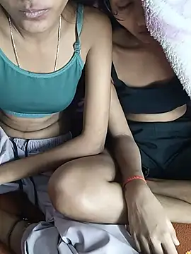 XXX chat uživo modela Ex_ppriya