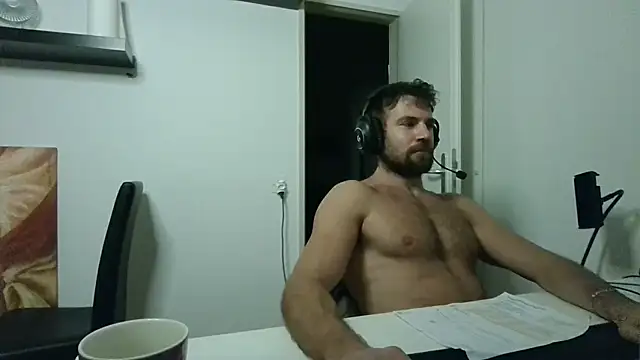 alpha-hunk – Live XXX-chat
