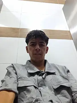 ZaneHoward Live XXX-chat