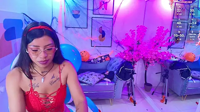Lilith_Mills 现场XXX聊天