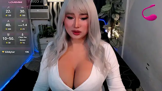 แชท XXX สดของ SASSYsavannahts
