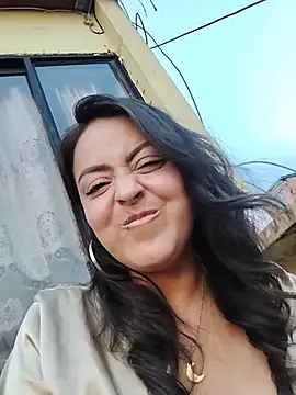 Czat XXX na żywo – LUNAGREEN_1