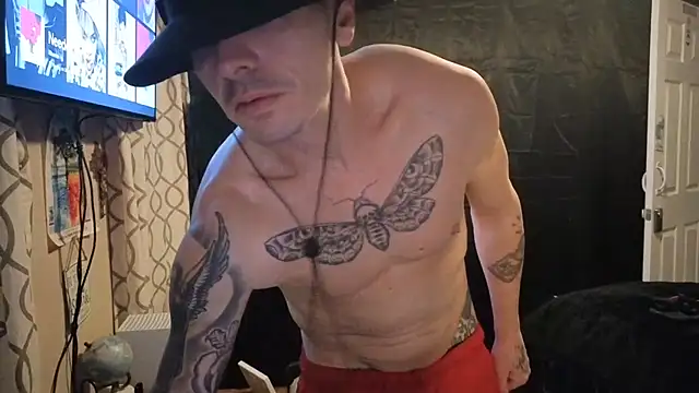NEWHUNGBOY Chat XXX in diretta