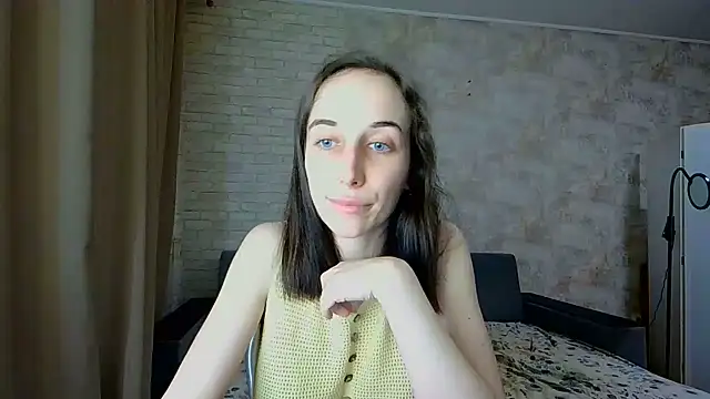 Chat +18 de Anika_bloom ao vivo