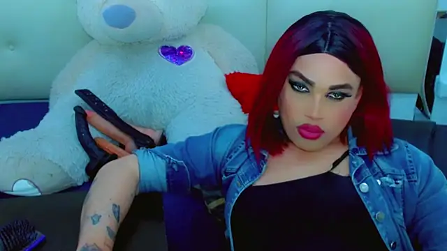 NharaBigCock's Live XXX Chat