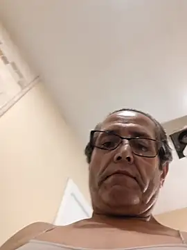 Chat XXX en directo de bobby69cock