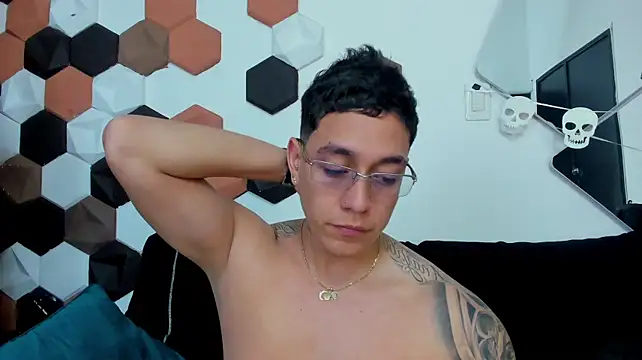 Živý XXX chat Axton_Wild