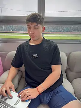 OLIVER_K Live XXX-Chat