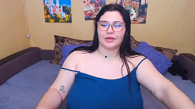 XXX chat uživo modela JuliaKeln