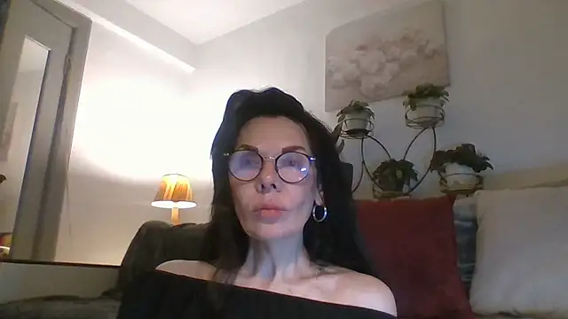 Sevaya Chat XXX live