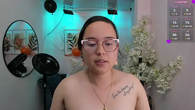 Shady_bug's Live XXX Chat