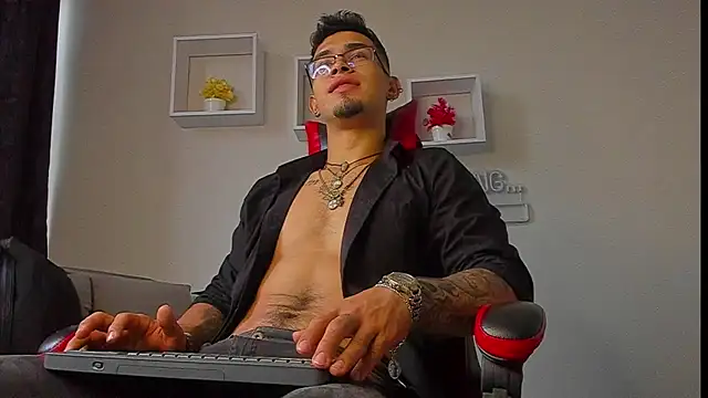 Demond_Master – Naživo XXX chat
