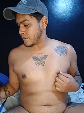 Czat XXX na żywo – Saul_88