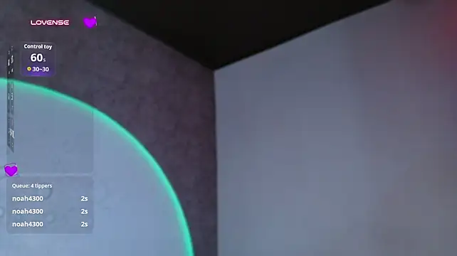 ReinaChloe Chat XXX in diretta